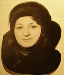 Серия «Первые книги»  МИНИАТЮРЫ ИЗ ВЧЕРА Проза